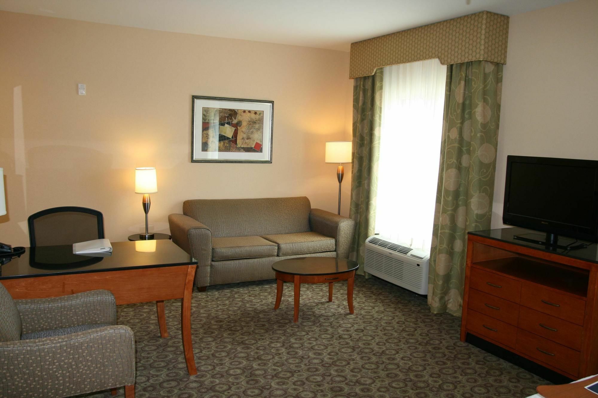 Hampton Inn & Suites Баффало Номер фото